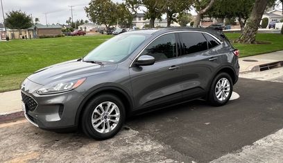 Used 2021 Ford Escape SE w/ Convenience Package