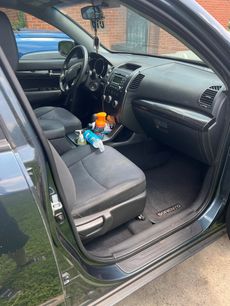 Used 2011 Kia Sorento LX