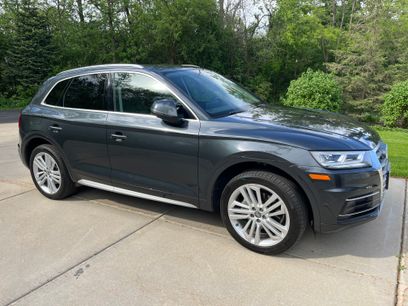 Used 2019 Audi Q5 2.0T Premium Plus w/ Premium Plus Package