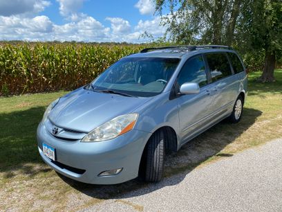 Used 2010 Toyota Sienna XLE