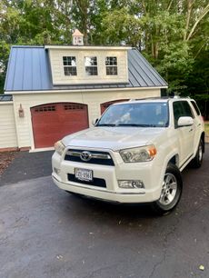 Used 2013 Toyota 4Runner SR5 w/ Premium Pkg