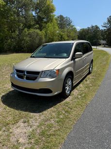 Used 2015 Dodge Grand Caravan SXT w/ Rear Park Assist Package