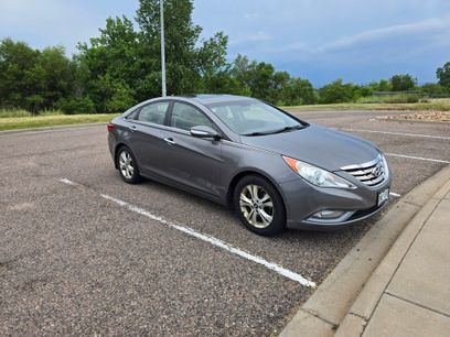 Used 2011 Hyundai Sonata Limited w/ Navigation Pkg 5