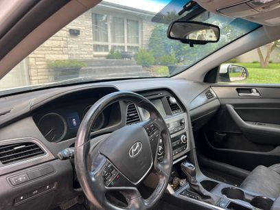 Used 2017 Hyundai Sonata Sport w/ Value Edition Package 02