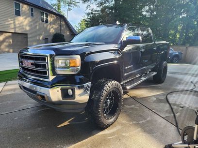Used 2015 GMC Sierra 1500 SLT w/ SLT Crew Cab Value Package