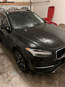 Used 2019 Volvo XC90 T6 Momentum w/ Advanced Package