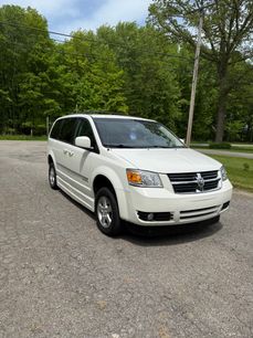 Used 2010 Dodge Grand Caravan SXT