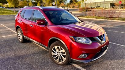 Used 2015 Nissan Rogue SL w/ SL Premium Package