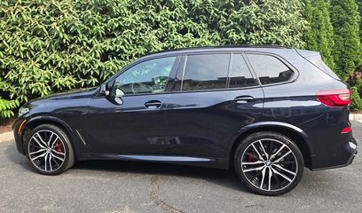 Used 2021 BMW X5 xDrive40i w/ M Sport Package