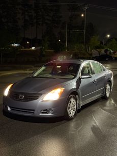 Used 2011 Nissan Altima 2.5 S w/ 2.5S Premium Audio Pkg