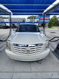 Used 2007 Cadillac Escalade AWD w/ Information Package