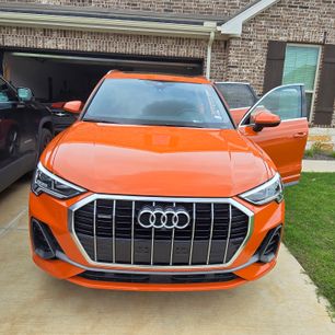 Used 2020 Audi Q3 2.0T Prestige w/ Prestige Package