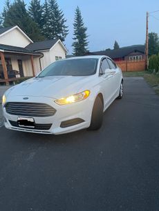 Used 2016 Ford Fusion SE