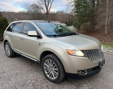 Used 2011 Lincoln MKX AWD w/ 102A Rapid Spec Order Code
