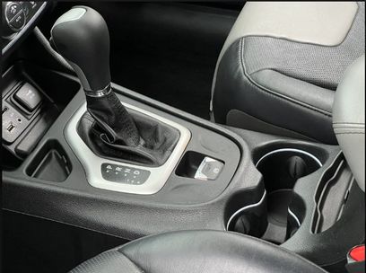 Used 2014 Jeep Cherokee Limited w/ Technology Group