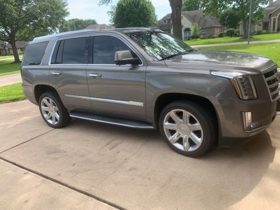 Used 2018 Cadillac Escalade Luxury
