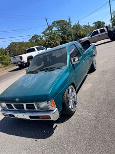 Used 1997 Nissan Pickup XE