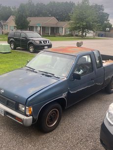 Used 1994 Nissan Pickup XE