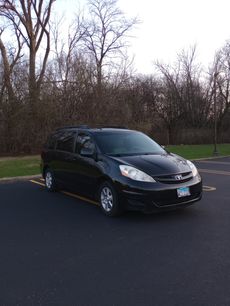 Used 2009 Toyota Sienna LE