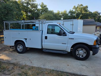 Used 2006 Ford F350 XL
