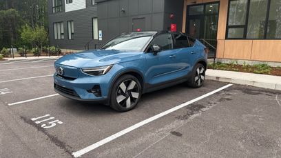 Used 2022 Volvo C40 P8 Recharge Ultimate