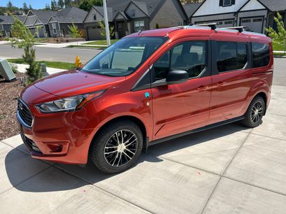 Used 2022 Ford Transit Connect XLT w/ Trailer Tow Package