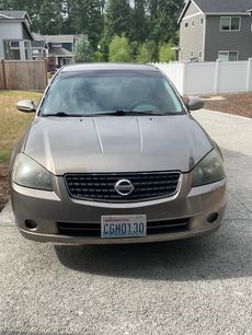 Used 2005 Nissan Altima 2.5 S w/ (S02) Side Airbags Pkg