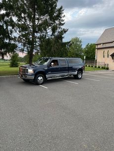 Used 2006 Ford F350 Lariat
