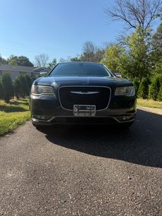 Used 2019 Chrysler 300 Limited