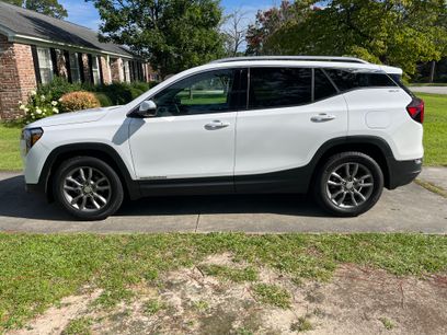 Used 2024 GMC Terrain SLT w/ Tech Package