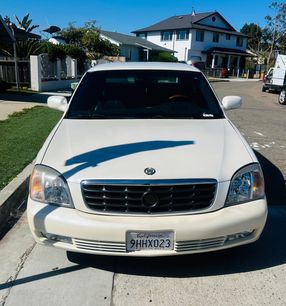 Used 2000 Cadillac De Ville DTS w/ Comfort/Convenience Pkg