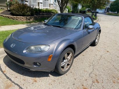 Used 2008 MAZDA MX-5 Miata Sport w/ Convenience Pkg