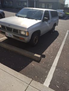 Used 1993 Nissan Pickup 2WD Regular Cab