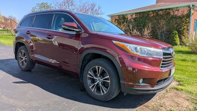 Used 2016 Toyota Highlander XLE