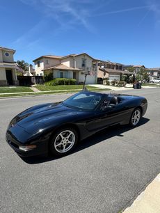 Used 2001 Chevrolet Corvette Convertible w/ Preferred Equipment Group2