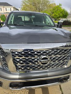 Used 2018 Nissan Titan SV w/ SV Convenience Package