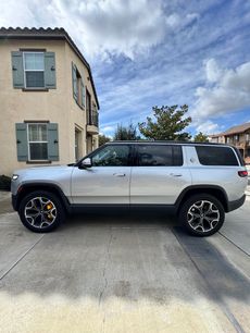 Used 2023 Rivian R1S Adventure