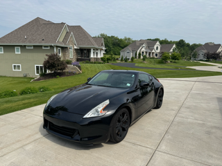 Used 2009 Nissan 370Z Touring w/ Sport Pkg