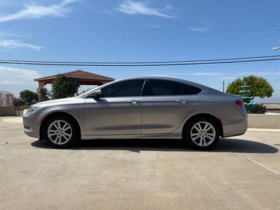 Used 2016 Chrysler 200 Limited w/ Convenience Group