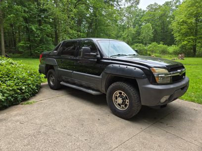 Used 2003 Chevrolet Avalanche 2500 w/ Snow Plow Prep Package