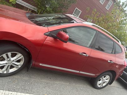 Used 2012 Nissan Rogue SV w/ Premium Pkg