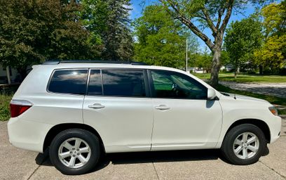 Used 2010 Toyota Highlander 2WD