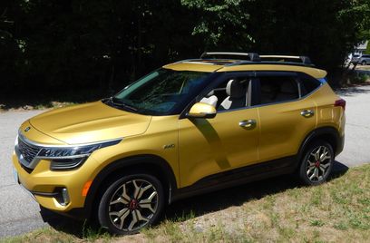 Used 2021 Kia Seltos SX w/ SX Sunroof Package