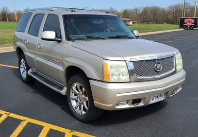 Used 2004 Cadillac Escalade AWD