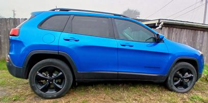 Used 2018 Jeep Cherokee Limited w/ Technology Group