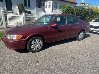 Used 2000 Toyota Camry LE