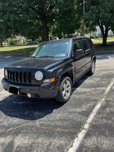 Used 2014 Jeep Patriot Latitude w/ Mopar Electronics Group