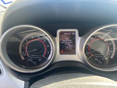 Used 2012 Dodge Journey SXT w/ Flexible Seating Group