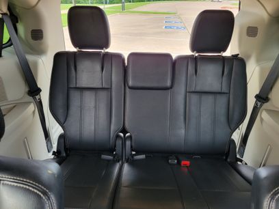 Used 2014 Chrysler Town & Country Touring