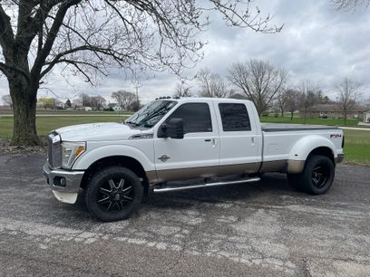 Used 2011 Ford F350 Lariat w/ FX4 Off Road Pkg